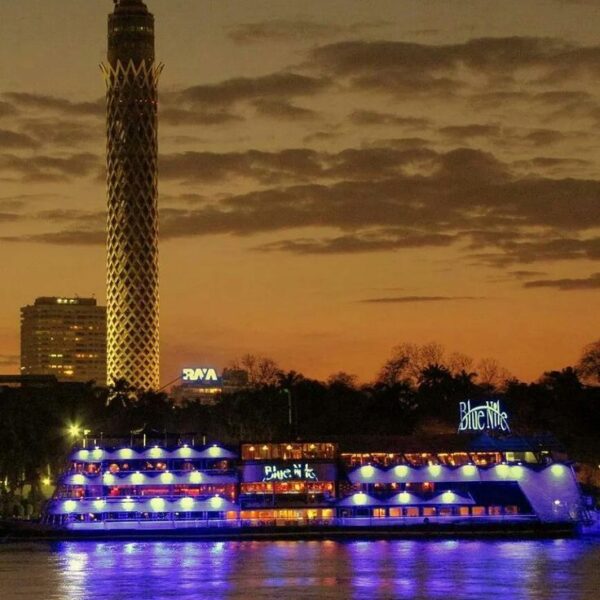 Dinner on a boat on the Nile