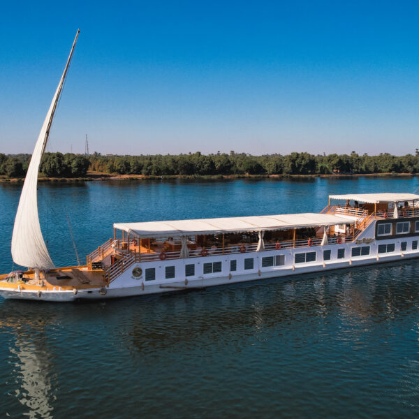 🛳️ Swan Dahabiya Nile Cruise 5 Days / 4 Nights (Luxor → Aswan)